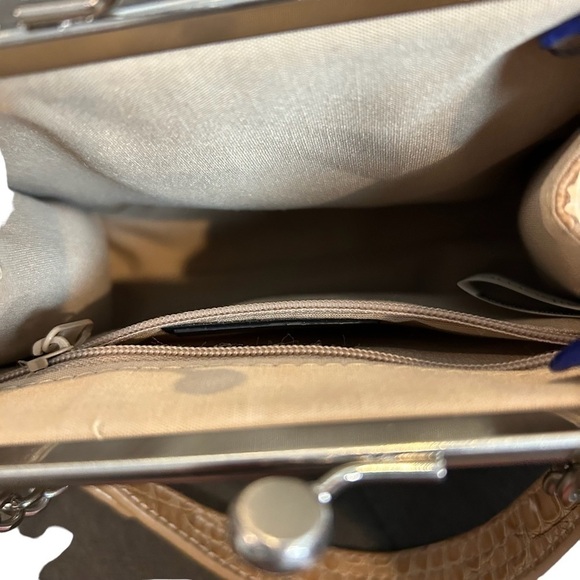 Liz Claiborne Faux Snakeskin & Satin Look Purse Chain and Faux Snakeskin Strap - Picture 11 of 16